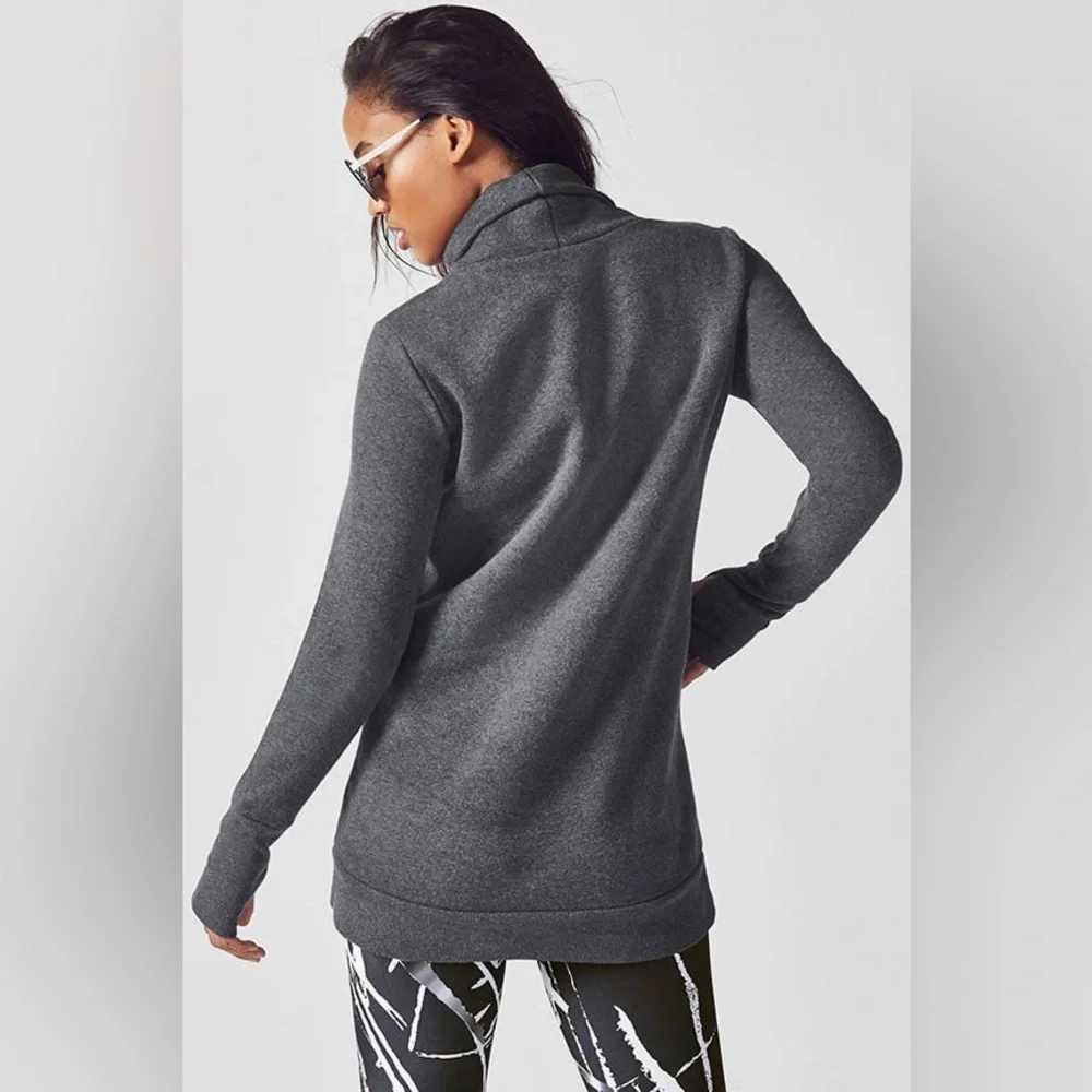 FABLETICS LONG SWEAT TURTLE NECK - Picture 7 of 8